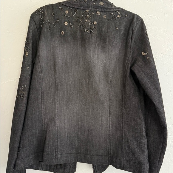 Chico's Embellished Washed Gray Denim Moto Jacket XS Chico Size 0 - Picture 4 of 9